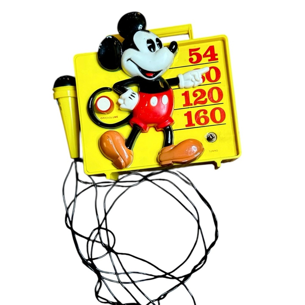 Vintage Disney Mickey Mouse Sing-Along AM transistor radio